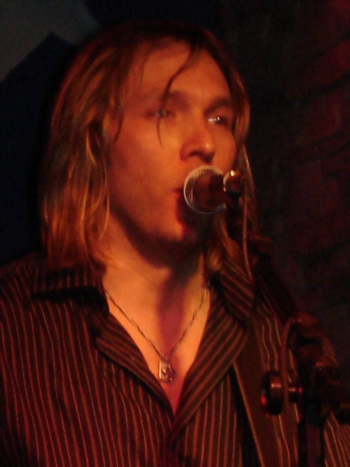 LateApril07106rs.jpg